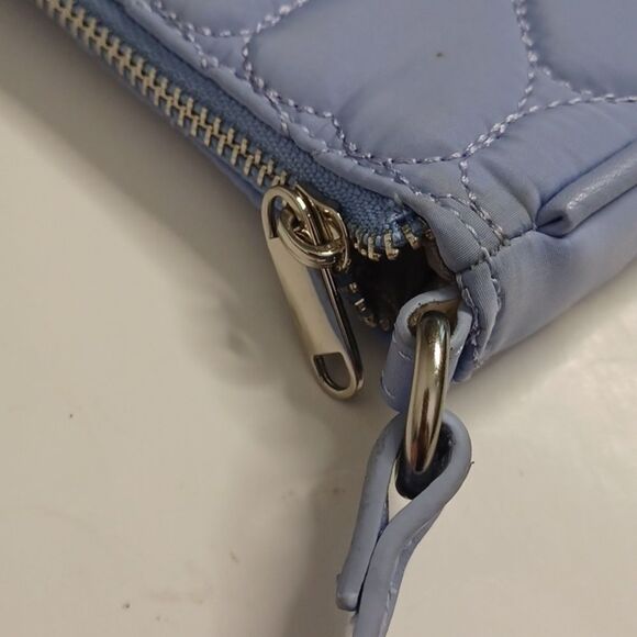 Chic Light Blue Textured Crossbody Bag with Chain Strap - Picture 5 of 9